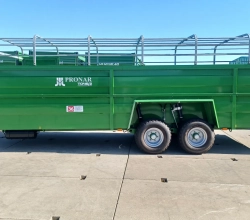 PRZYCZEPA do przewozu zwierząt Pronar T046/2  