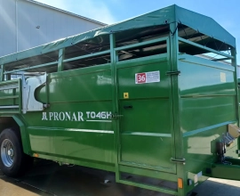 PRZYCZEPA jednoosiowa do przewozu zwierząt Pronar T046H  