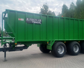 PRZYCZEPA skorupowa tridem z przesuwną ścianą Pronar T900XL 