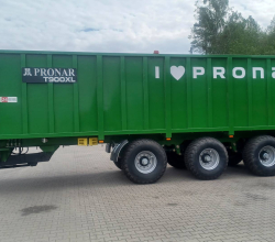 PRZYCZEPA skorupowa tridem z przesuwną ścianą Pronar T900XL
